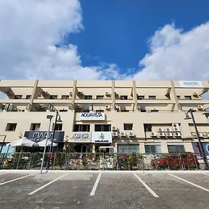 阿卡维斯塔套房酒店 亚喀巴