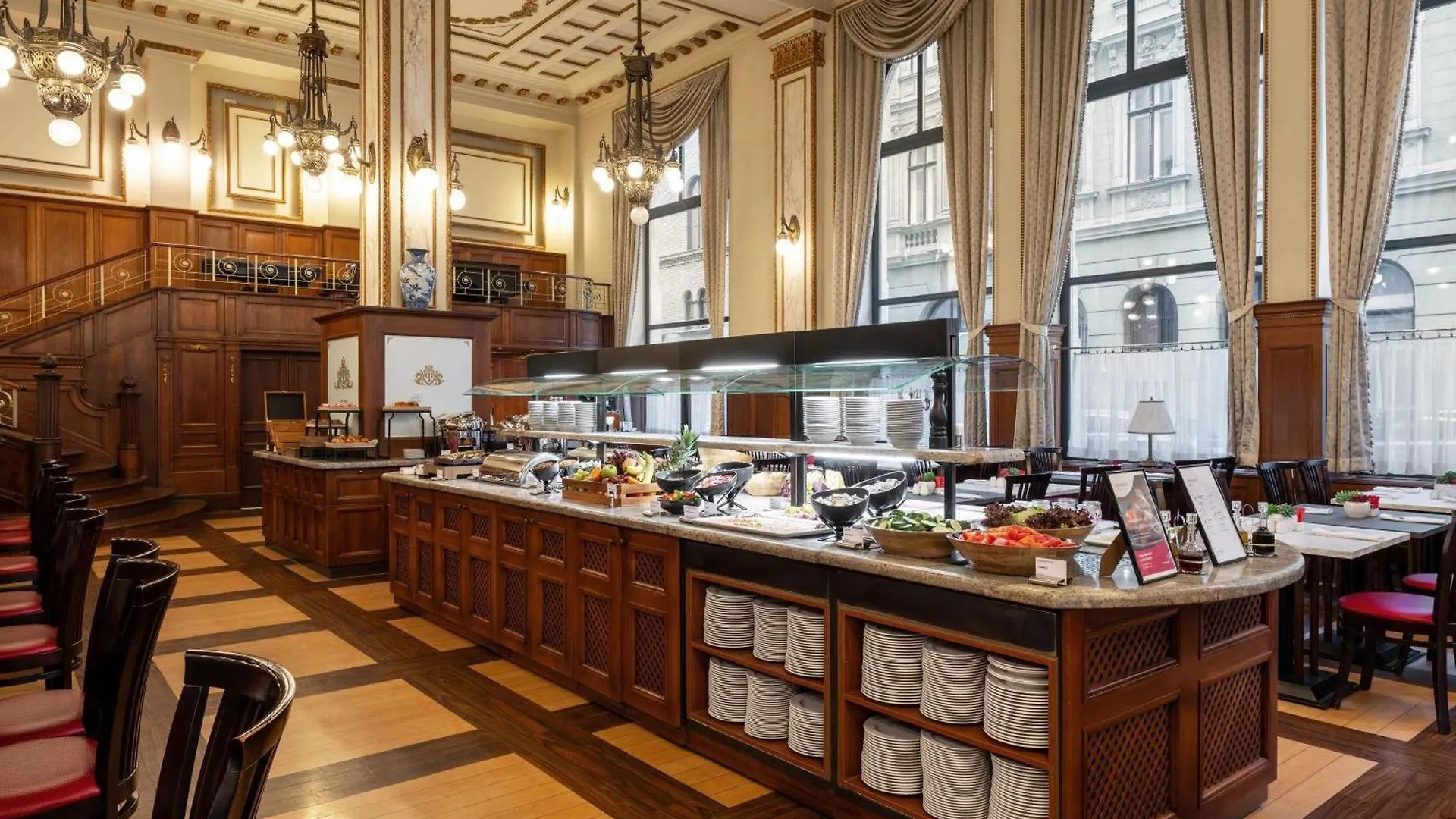 Moevenpick Hotel Budapest Centre 4*,