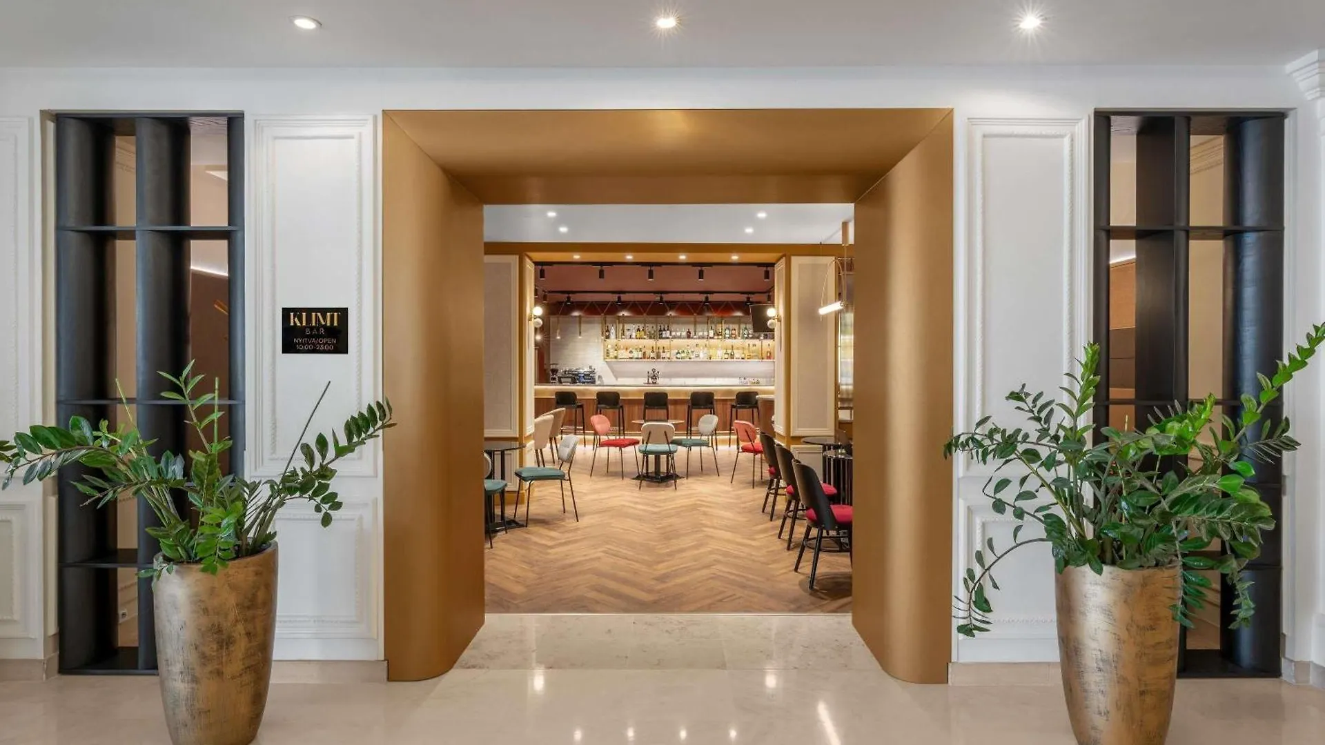 Moevenpick Hotel Budapest Centre 4*,